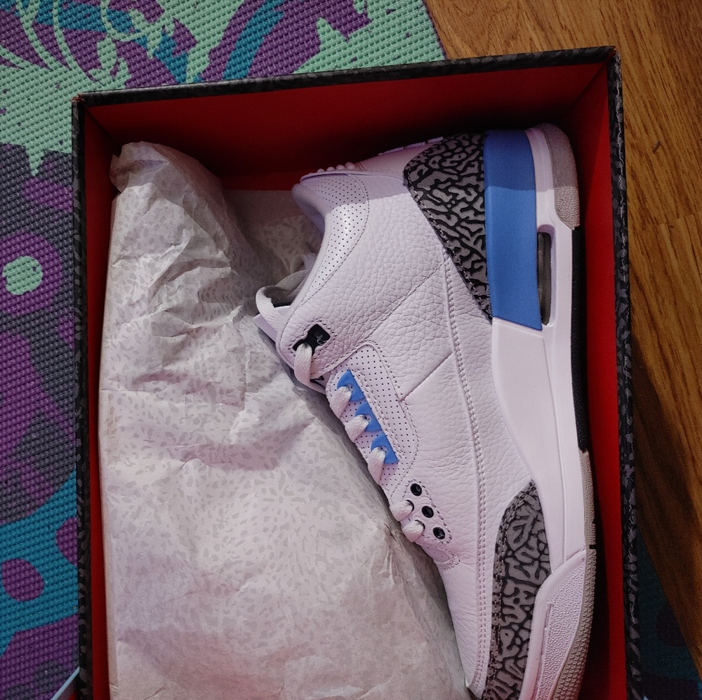 Jordan 3 UNC